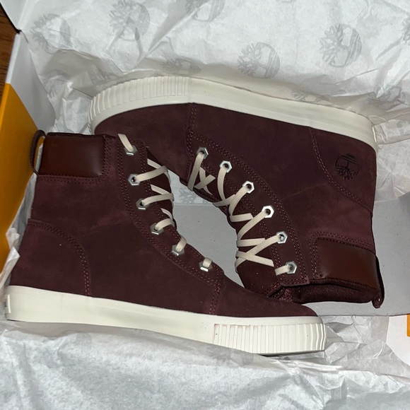 Timberland Dark Burgundy Skyla Bay 6in Suede Boots Women’s Size 6 Medium NEW - Picture 2 of 8